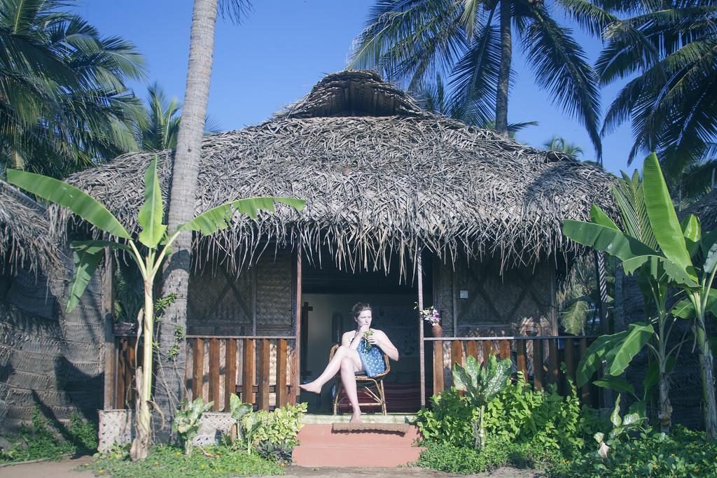 Mariposa Beach Grove Agonda Exteriör bild